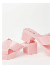 Load image into Gallery viewer, Miss Shop Pink Sugar Shoes
