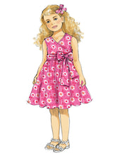 Load image into Gallery viewer, Sewing Pattern: Butterick B6046
