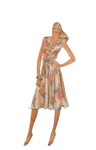 Load image into Gallery viewer, 1970&#39;s Vintage Sewing Pattern: Butterick 4414
