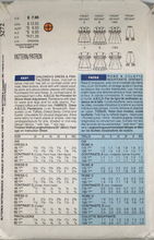 Load image into Gallery viewer, Vintage Sewing Pattern: Butterick 3272
