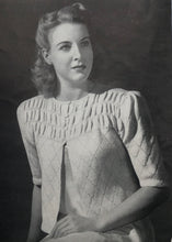 Load image into Gallery viewer, 1940&#39;s Vintage Knitting Booklet: Sun-glo Series 33
