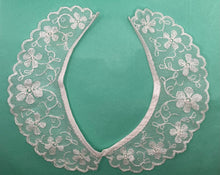 Load image into Gallery viewer, Assorted Vintage Style Lace &amp; Cotton Collars
