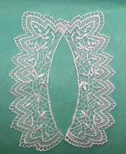 Load image into Gallery viewer, Assorted Vintage Style Lace &amp; Cotton Collars
