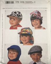 Load image into Gallery viewer, McCalls Sewing Pattern: 6818
