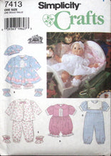 Load image into Gallery viewer, Vintage Sewing Pattern: Simplicity 7413
