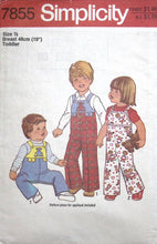 Load image into Gallery viewer, Vintage Sewing Pattern: Simplicity 7855
