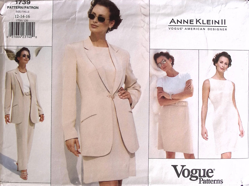 Vintage Sewing Pattern: Vogue 1739