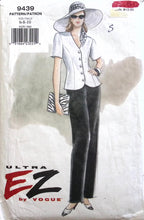 Load image into Gallery viewer, Vintage Sewing Pattern: Vogue 9439
