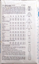Load image into Gallery viewer, Vintage Sewing Pattern: Butterick 3036
