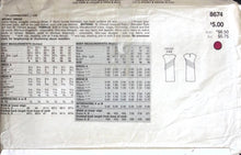 Load image into Gallery viewer, Vintage Sewing Pattern: Vogue 8674
