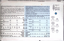 Load image into Gallery viewer, Vintage Sewing Pattern: Vogue 7044
