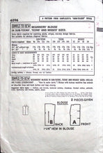 Load image into Gallery viewer, Vintage Sewing Pattern: Simplicity 6596
