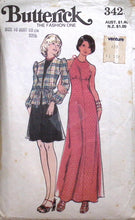 Load image into Gallery viewer, Vintage Sewing Pattern: Butterick 3429
