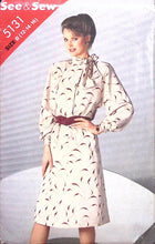 Load image into Gallery viewer, Vintage Sewing Pattern: See &amp; Sew 5131
