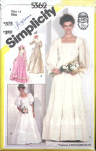 Load image into Gallery viewer, Vintage Sewing Pattern: Simplicity 5362
