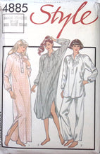 Load image into Gallery viewer, Vintage Sewing Pattern: Style 4885
