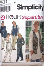 Load image into Gallery viewer, Vintage Sewing Pattern: Simplicity 8783
