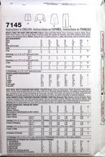 Load image into Gallery viewer, Sewing Pattern: Simplicity 7145
