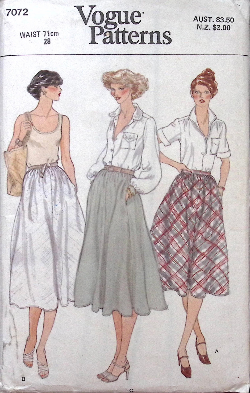 Vintage Sewing Pattern: Vogue 7072
