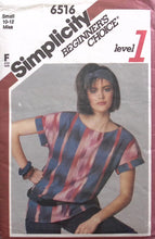 Load image into Gallery viewer, Vintage Sewing Pattern: Simplicity 6516
