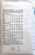 Load image into Gallery viewer, Vintage Sewing Pattern: Butterick 6823
