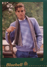 Load image into Gallery viewer, Patons Knitting Book No.753
