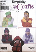 Load image into Gallery viewer, Sewing Pattern: Simplicity 5781
