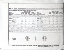 Load image into Gallery viewer, Vintage Sewing Pattern: McCalls Quick Wrap-Up
