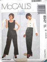 Load image into Gallery viewer, Vintage sewing Pattern: McCalls 8547
