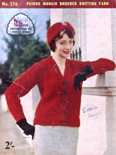 Load image into Gallery viewer, Vintage Knitting Book: Patons No.576
