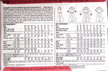 Load image into Gallery viewer, Vintage Sewing Pattern: Simplicity 5530
