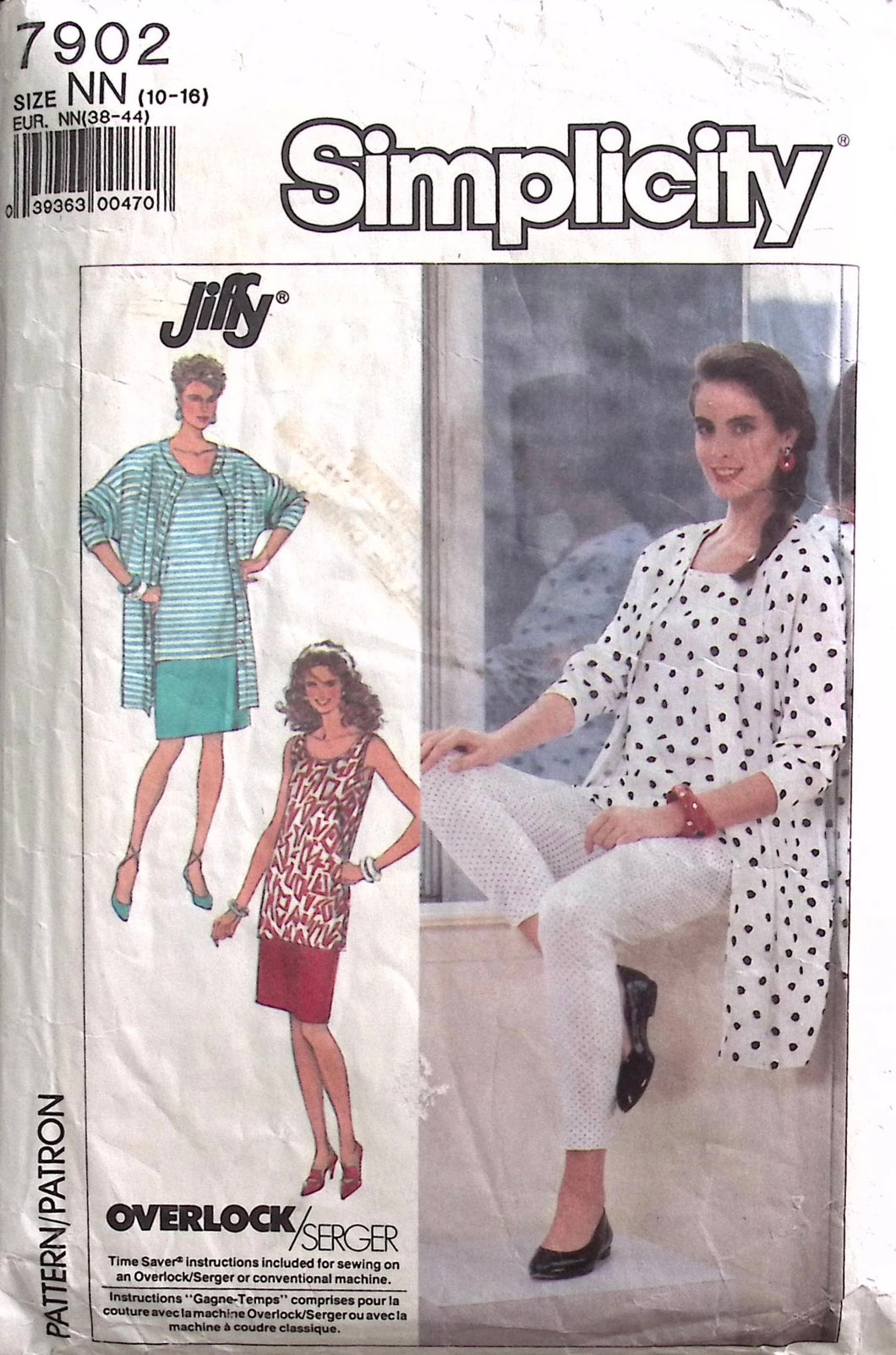 Vintage Sewing Pattern: Simplicity 7902