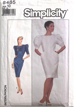Load image into Gallery viewer, Vintage Sewing Pattern: Simplicity 8485
