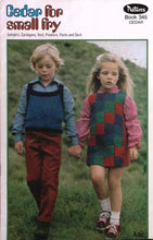 Load image into Gallery viewer, Patons Knitting Book 345: Cedar for small Fry
