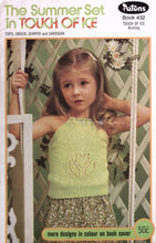 Load image into Gallery viewer, Patons Knitting Book 432 The Summer Set
