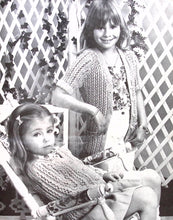 Load image into Gallery viewer, Patons Knitting Book 432 The Summer Set
