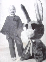 Load image into Gallery viewer, Patons Knitting Book No. 976: Toddlers Totem Double Knit

