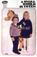 Load image into Gallery viewer, Patons Knitting Book No. 976: Toddlers Totem Double Knit
