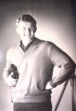 Load image into Gallery viewer, Villawool Knitting Book 109: Man’s Designs
