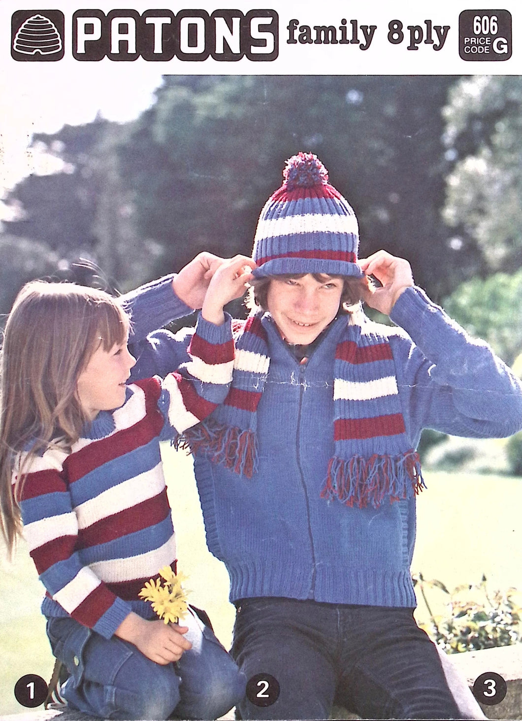 Patons Knitting Book No. 606: Family 8 Ply