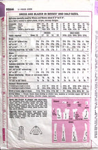 Load image into Gallery viewer, Vintage SewingPattern: Simplicity 9866
