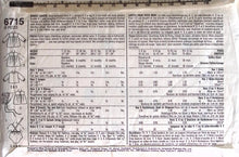 Load image into Gallery viewer, Vintage Sewing Pattern: Simplicity 6715
