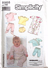 Load image into Gallery viewer, Vintage Sewing Pattern: Simplicity 8968
