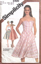 Load image into Gallery viewer, Vintage Sewing Pattern: Simplicity 5100
