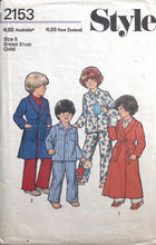 Load image into Gallery viewer, 1978 Vintage Sewing Pattern: Style 2153
