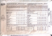 Load image into Gallery viewer, Vintage Sewing Pattern: Simplicity 8629
