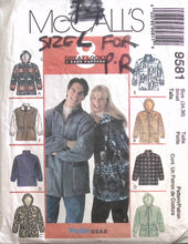 Load image into Gallery viewer, Vintage Sewing Pattern: McCalls 9581
