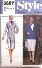 Load image into Gallery viewer, Vintage Sewing Pattern: Style 3627
