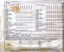 Load image into Gallery viewer, Vintage Sewing Pattern: McCalls 8424
