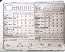 Load image into Gallery viewer, Vintage Sewing Pattern: McCalls 3876
